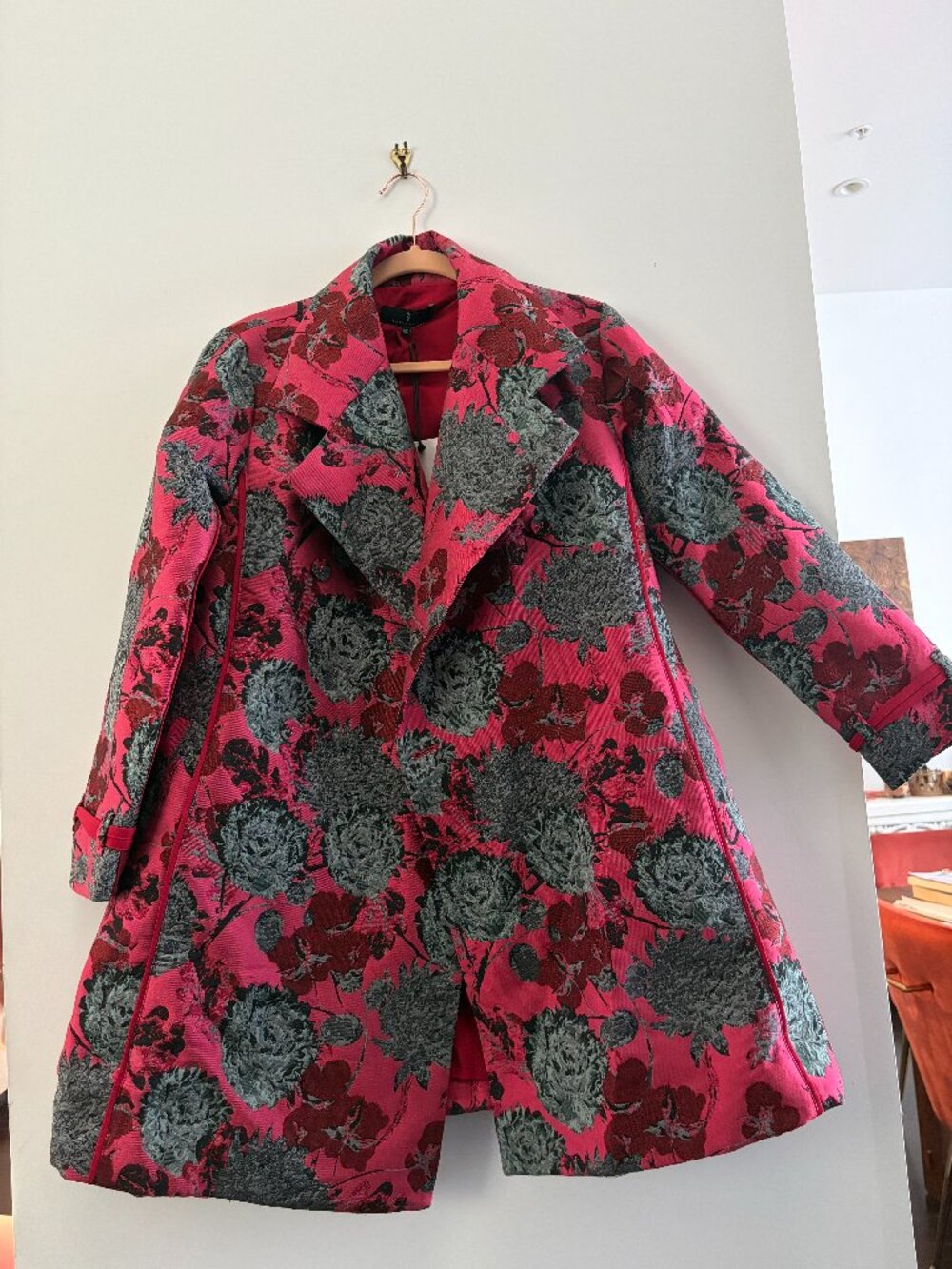 NWT Abbey Glass Pink Dahlia Jacquard Coat Sz XS